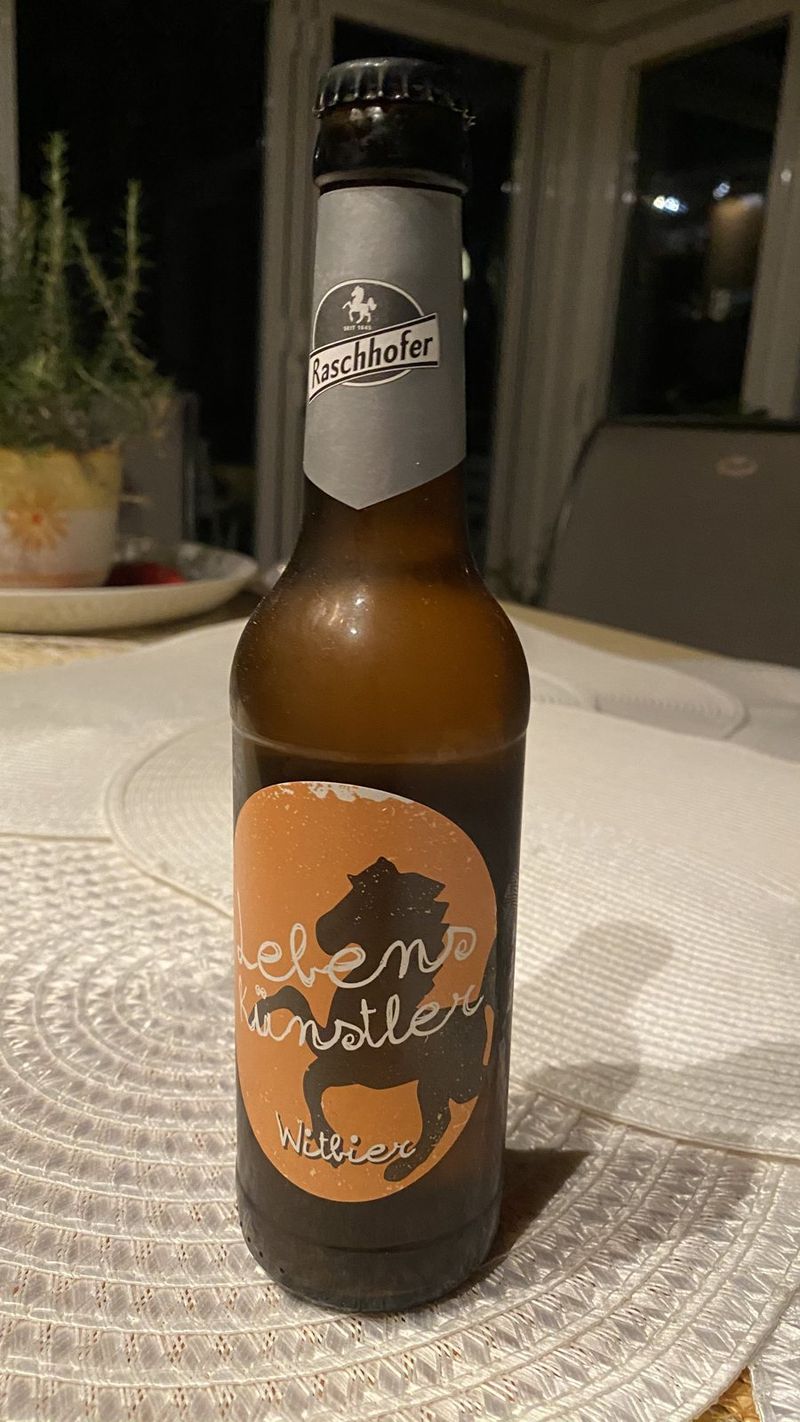 Bier (Löwen-Etikett) – Linz