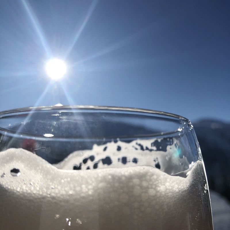 Bierschaum in der Sonne – Bad Gastein