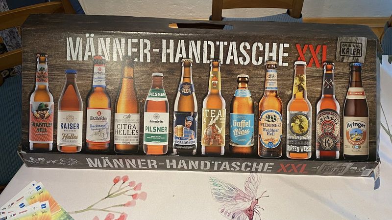 „Männer-Handtasche XXL“ – Linz